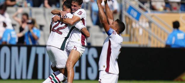 米兰体育官网app-巴西球队实现逆袭，获得关键胜利