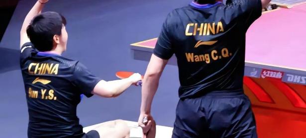 米兰体育入口-赛场上球员们拼尽全力，呈现出极具观赏性的比赛的简单介绍