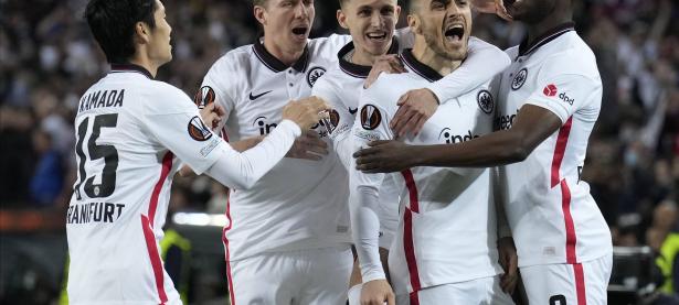 米兰体育官网入口-包含多特蒙德遭遇困境，客场不敌法兰克福惨遭德甲失利的词条