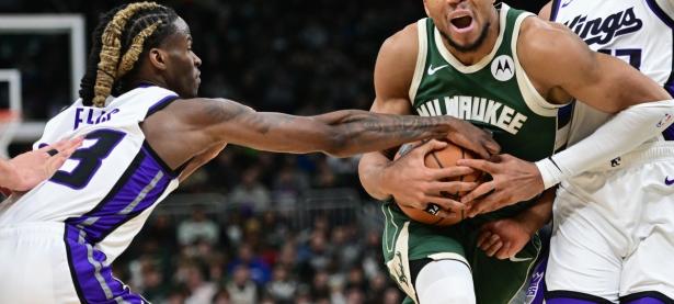 米兰体育新闻-雄鹿大胜快船，字母哥表现全面成为最佳球员