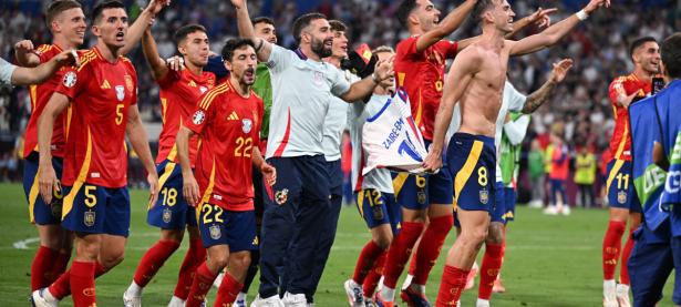 米兰体育登录入口-意大利豪门俱乐部与西班牙球队友谊赛