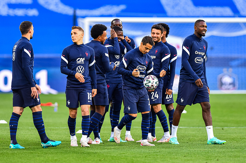 莱比锡红牛迎来关键战,冲击冠军宝座的简单介绍 莱比锡红牛迎来关键战,冲击冠军宝座的简单介绍