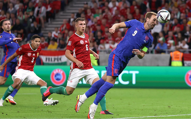 阿尔巴尼亚战平波兰,出线形势仍存疑 阿尔巴尼亚战平波兰,出线形势仍存疑