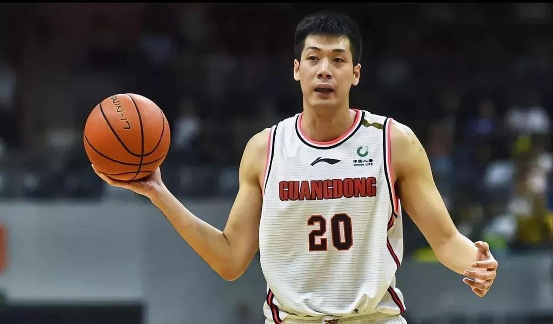 战前瞩目话题不断,球员状态备受关注的简单介绍 战前瞩目话题不断,球员状态备受关注的简单介绍