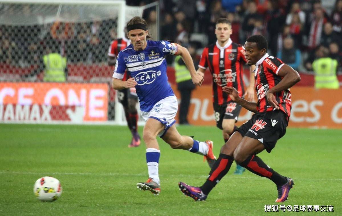 昂热主场负于梅斯,遭遇主场落败 昂热主场负于梅斯,遭遇主场落败