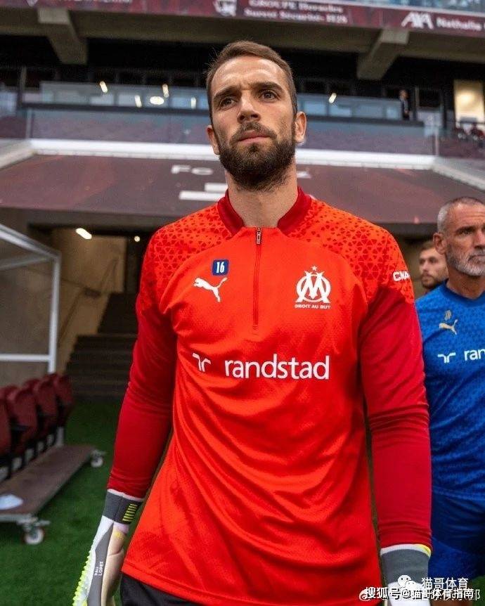 阿贾克斯轻松击败马赛,赢得高分胜利 阿贾克斯轻松击败马赛,赢得高分胜利