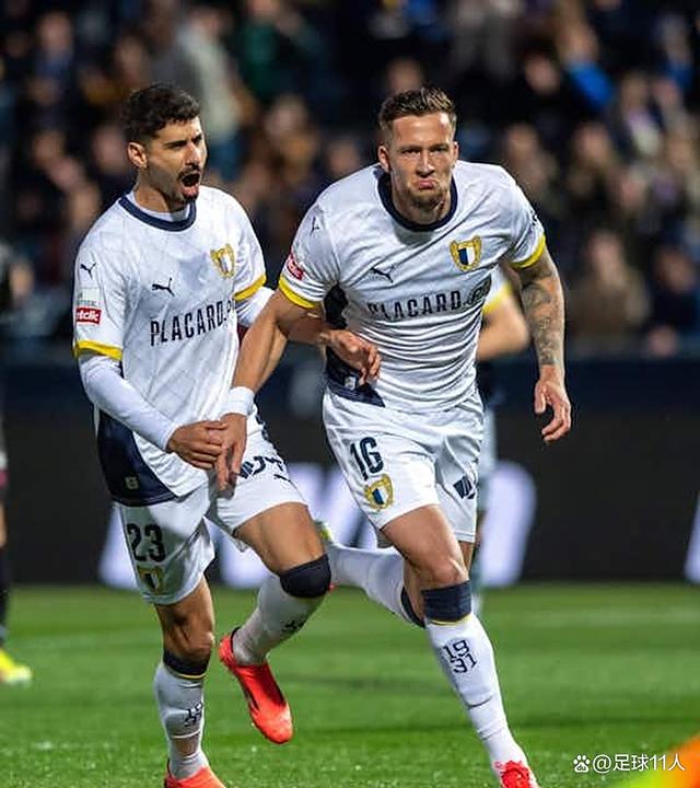 包含桑普多利亚勇夺胜利,紧随前人晋级的词条 包含桑普多利亚勇夺胜利,紧随前人晋级的词条