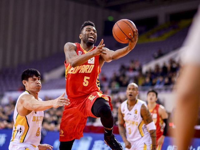 意甲劲旅备战出征,力争全取三分 意甲劲旅备战出征,力争全取三分