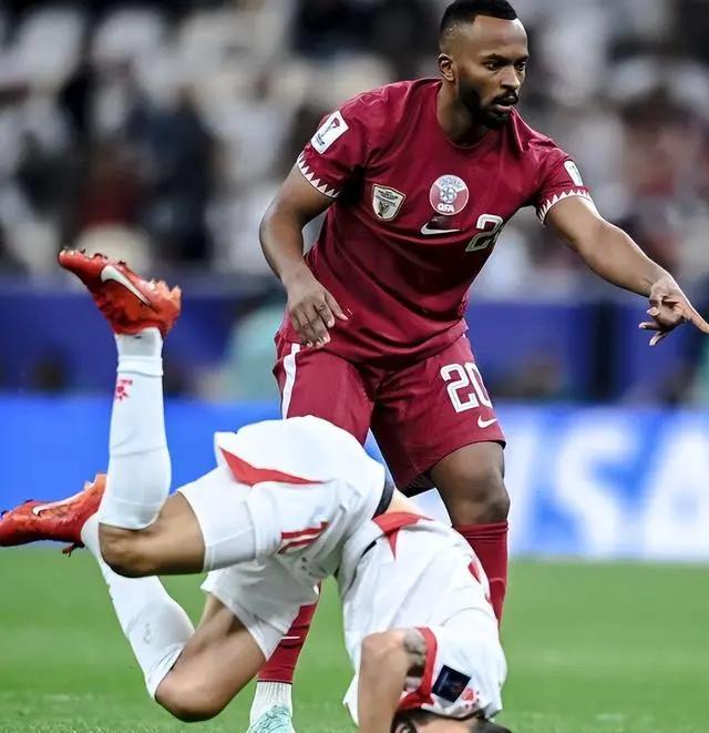 黎巴嫩球队在比赛中展现出坚韧品质! 黎巴嫩球队在比赛中展现出坚韧品质!