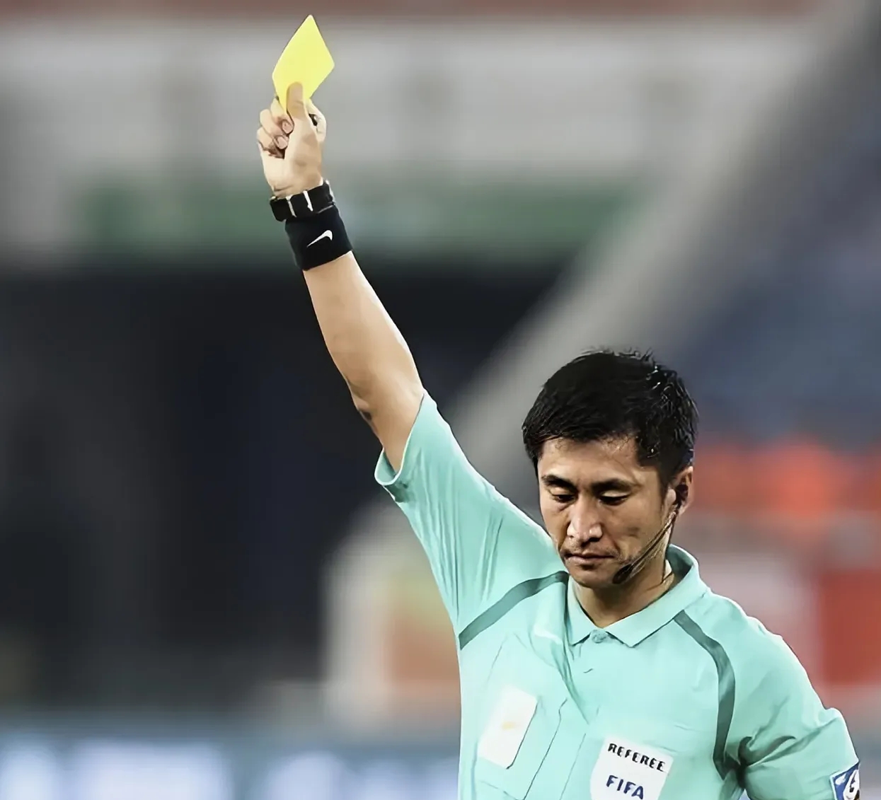 包含夺冠热门呼声高涨,球队一路高歌猛进的词条 包含夺冠热门呼声高涨,球队一路高歌猛进的词条