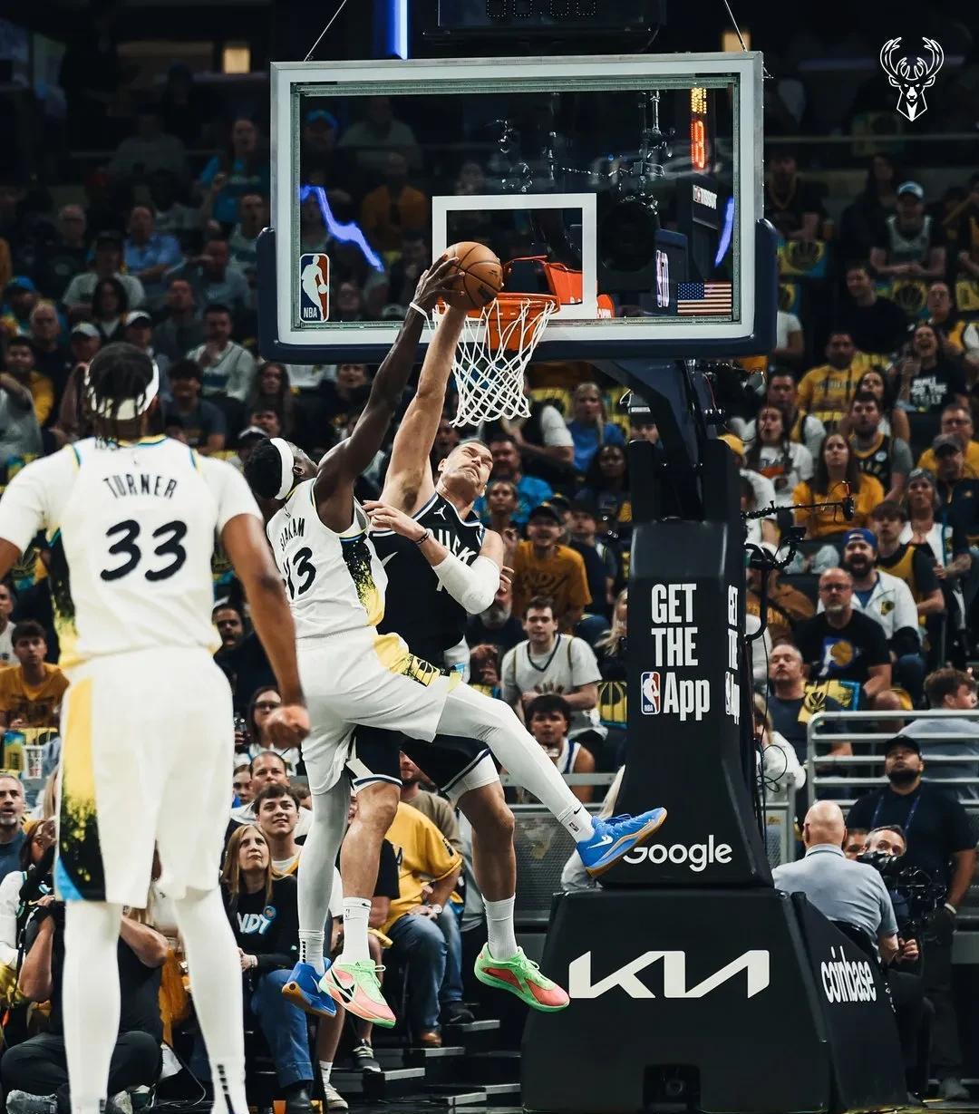 包含步行者惨败灰熊，季后赛希望渺茫的词条